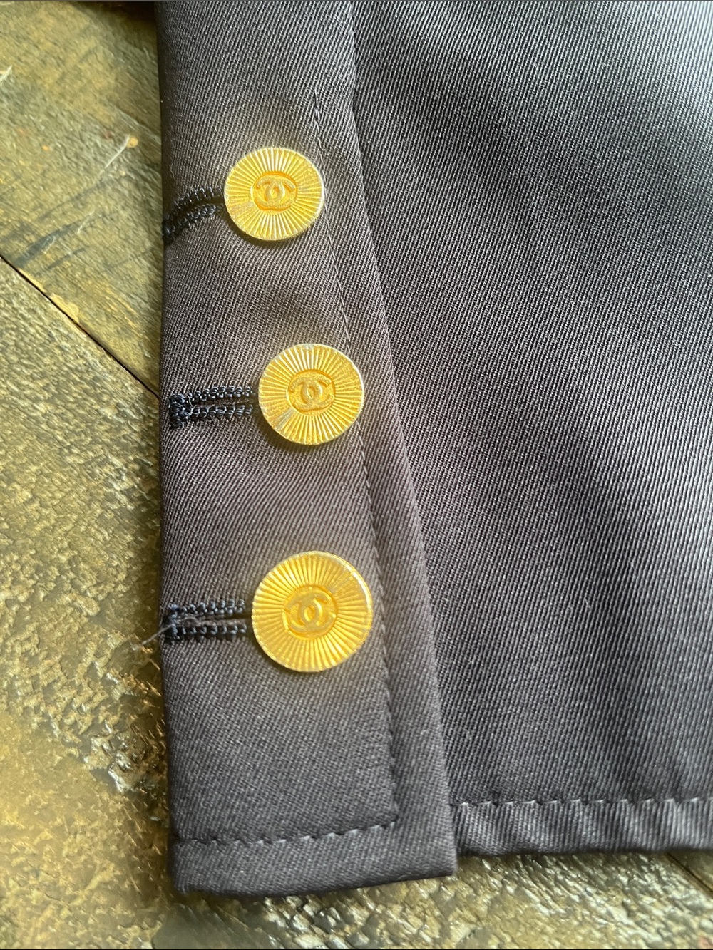 CHANEL Dark Navy Blazer with Gold Buttons - Picture 7 of 16
